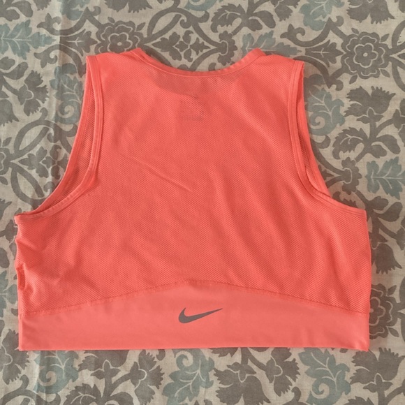 Nike Dri-Fit Mesh Top, XL - Picture 5 of 5